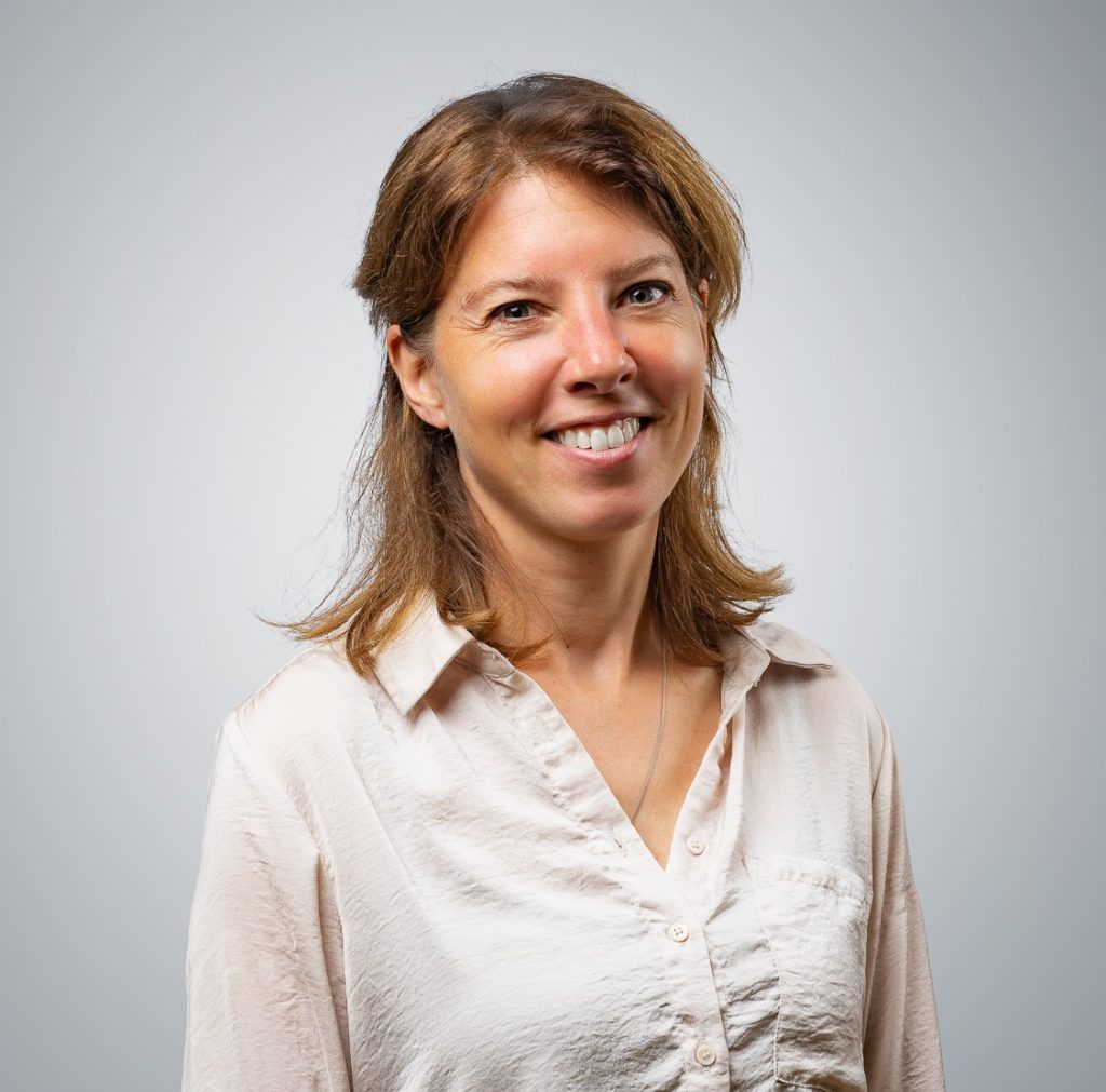 Hoe zorg je ervoor dat medewerkers niet alleen individueel, maar ook als team meer grip krijgen op hun werk? In dit interactieve webinar ontdek je hoe teams met kleine, gerichte aanpassingen in hun werk meer energie, onderlinge steun en werkplezier kunnen creëren.